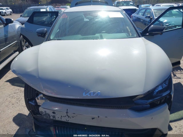 Kia EV6 Wind