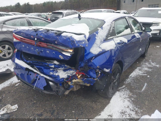 Hyundai ELANTRA Sel