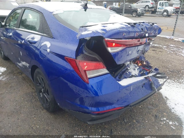 Hyundai ELANTRA Sel