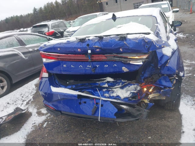 Hyundai ELANTRA Sel