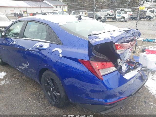 Hyundai ELANTRA Sel