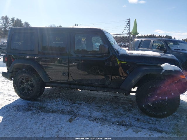 Jeep Wrangler 4-door Willys 4x4