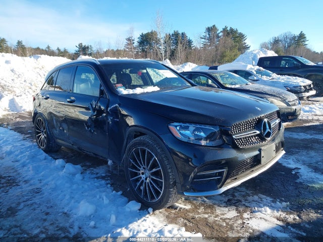 Salvage Mercedes-Benz GLC Image