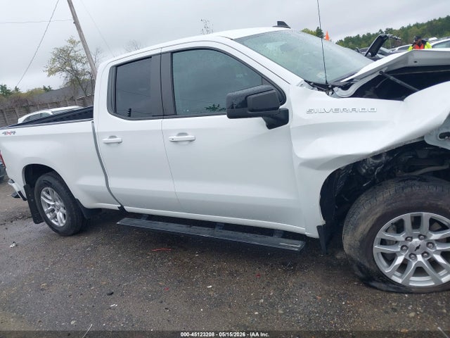 Chevrolet Silverado 1500 4wd  Standard Bed Rst