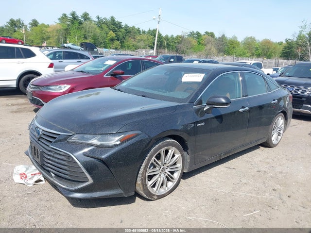 Toyota Avalon Limited Hybrid