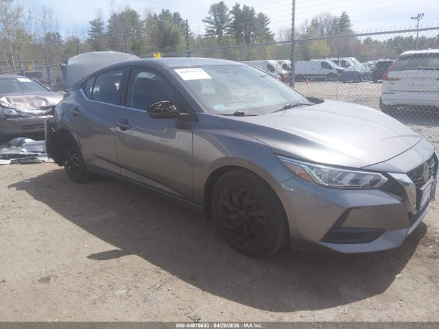 Salvage Nissan Sentra Image