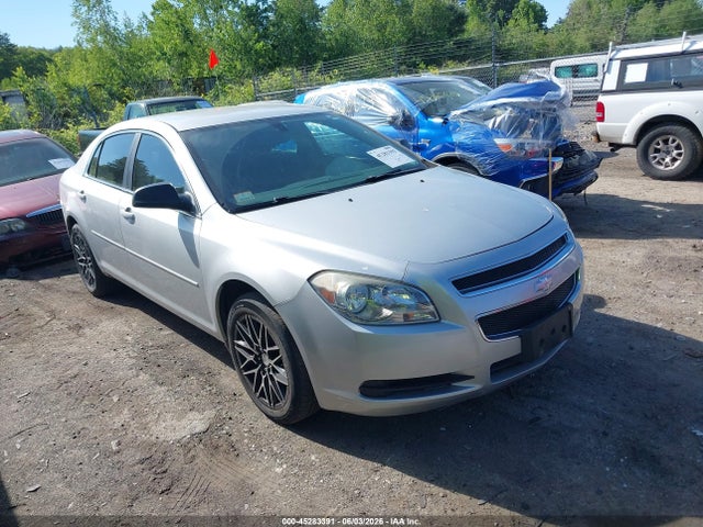 Salvage Chevrolet Malibu Image