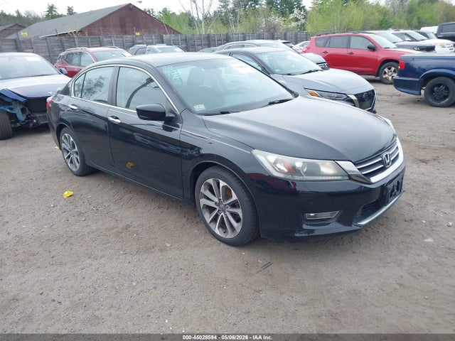 Salvage Honda Accord Image