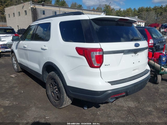 Ford Explorer Xlt