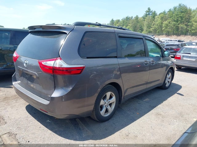 Toyota Sienna Le 8 Passenger