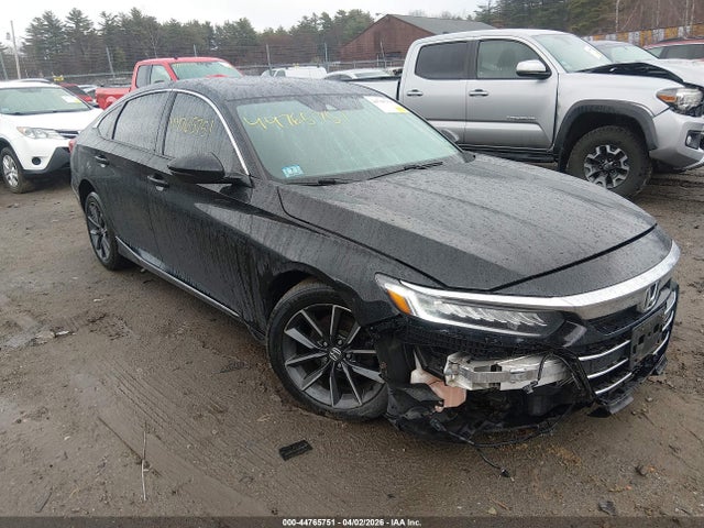 Salvage Honda Accord Image