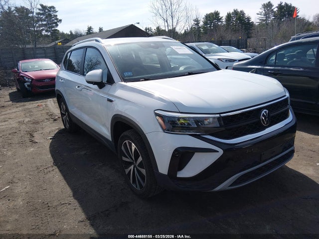 Salvage Volkswagen Taos Image