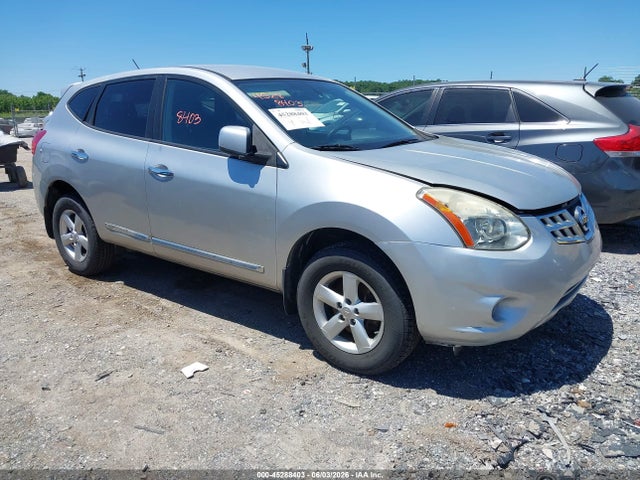 Salvage Nissan Rogue Image