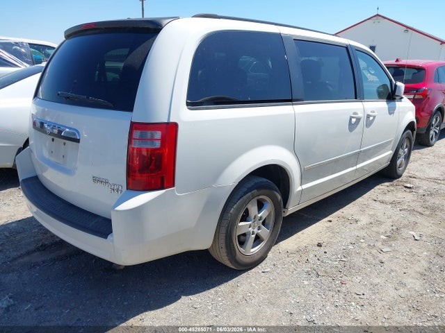 Dodge Grand Caravan Sxt