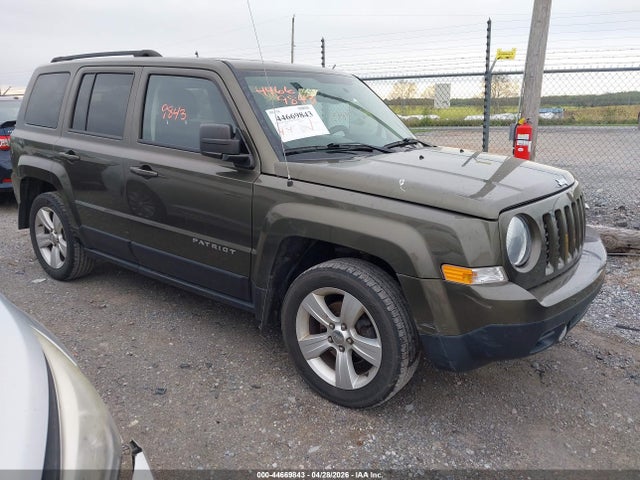 Salvage Jeep Patriot Image
