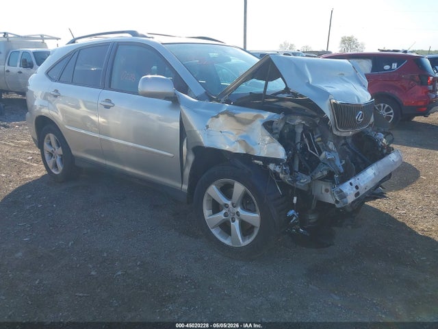 Salvage Lexus RX Image