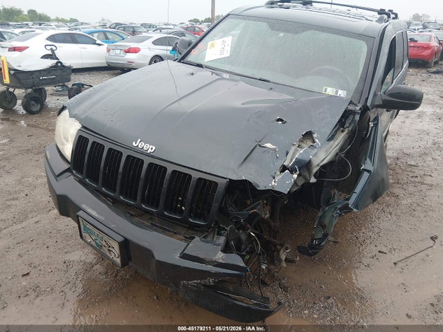 Jeep Grand Cherokee Laredo
