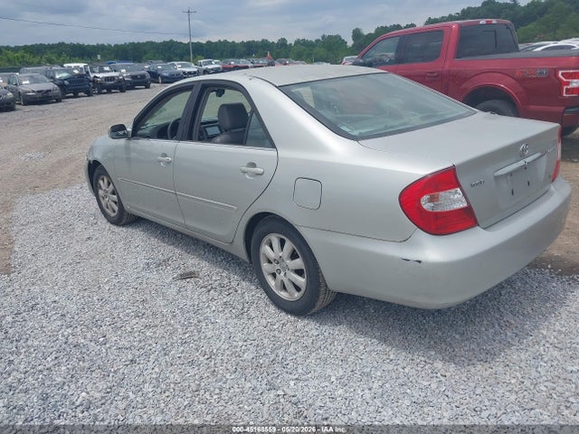Toyota Camry Xle V6