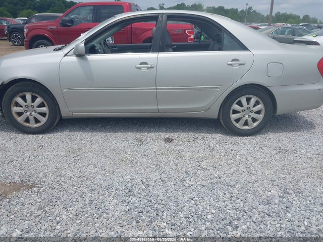 Toyota Camry Xle V6