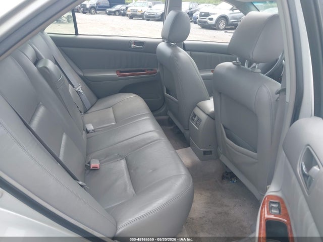 Toyota Camry Xle V6