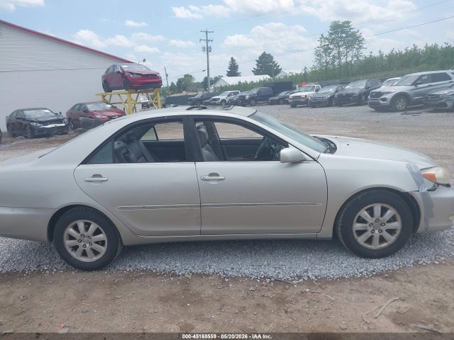 Toyota Camry Xle V6