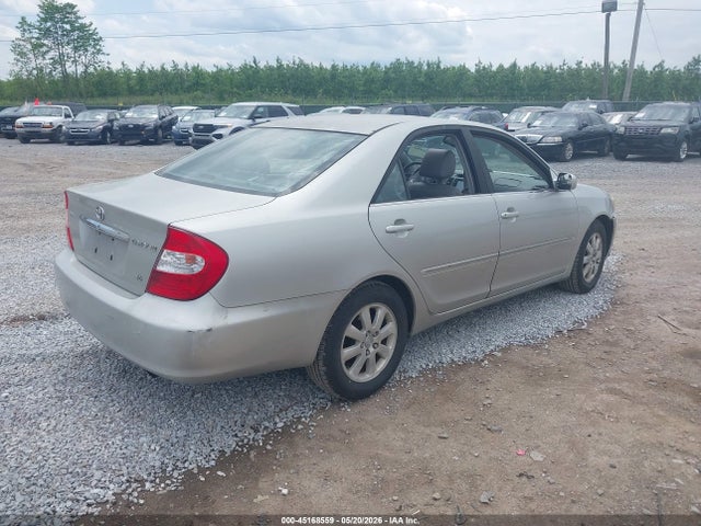 Toyota Camry Xle V6