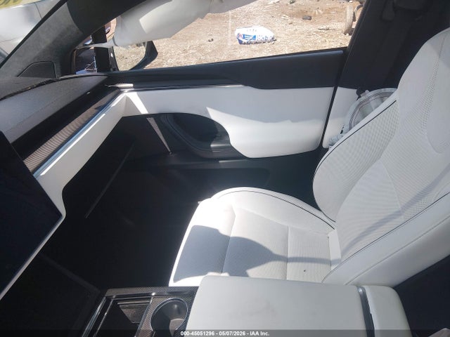 Tesla Model X Plaid Tri Motor All-wheel Drive