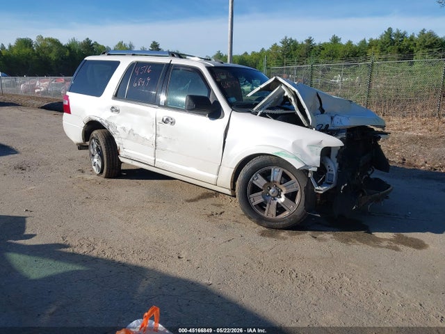 Salvage Ford Expedition Image