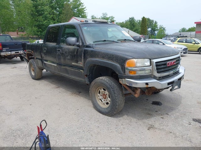 Salvage GMC Sierra 2500 Image