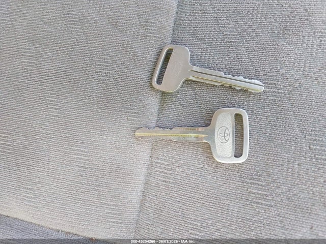Toyota Tacoma Base V6