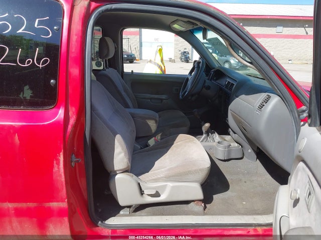 Toyota Tacoma Base V6