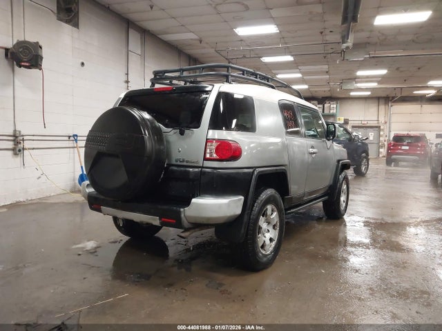 Toyota FJ Cruiser