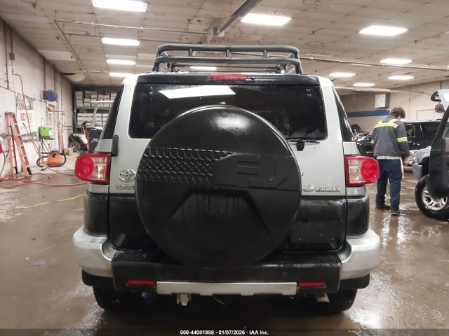 Toyota FJ Cruiser