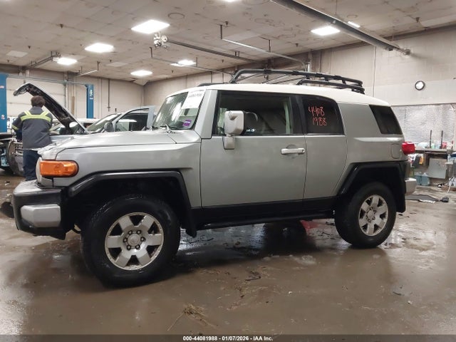 Toyota FJ Cruiser