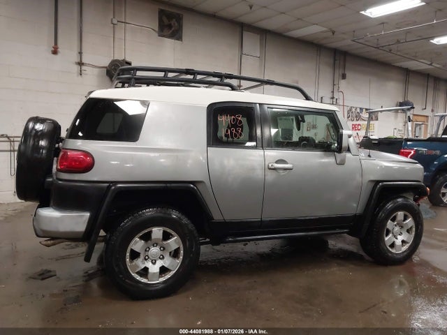Toyota FJ Cruiser