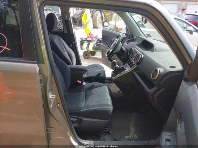 Scion xB