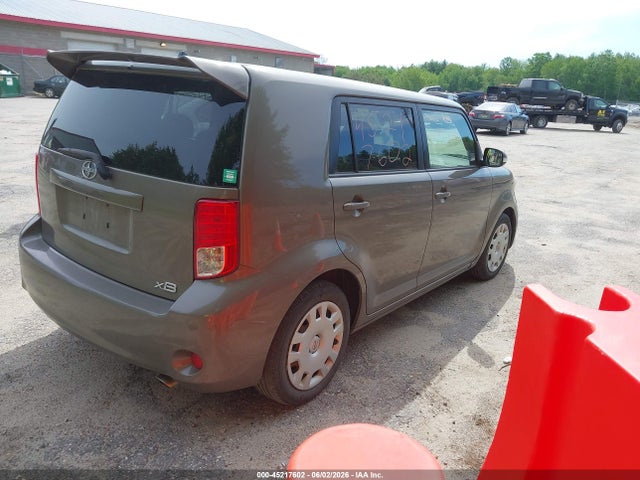 Scion xB