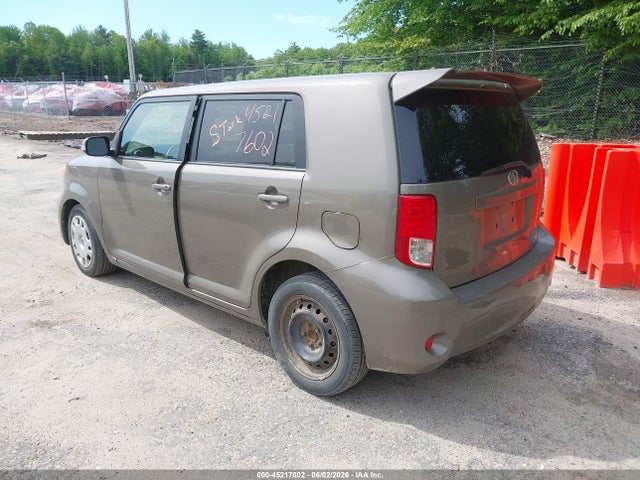 Scion xB