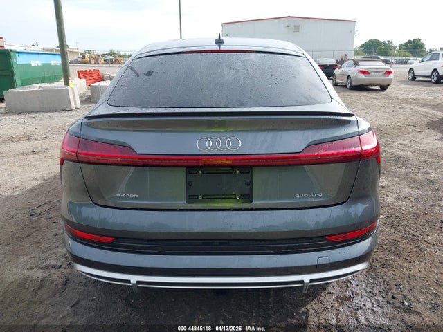 Audi e-tron Prestige Quattro