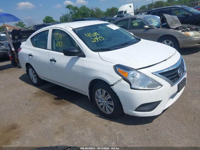 Salvage Nissan Versa Image