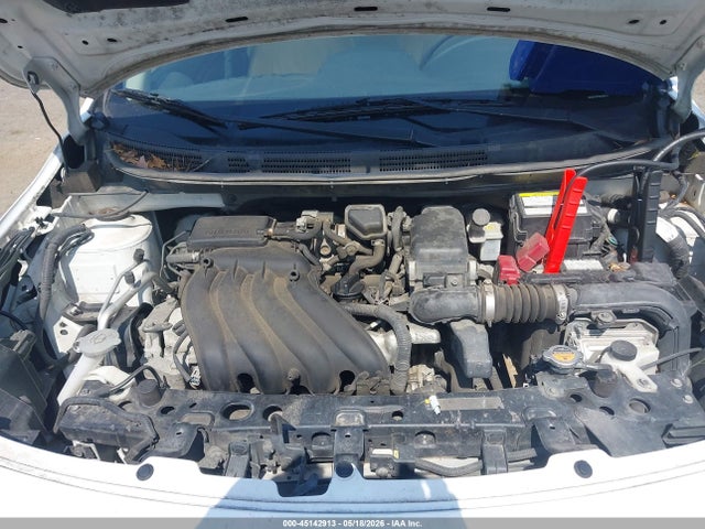 Nissan Versa 1.6 S+