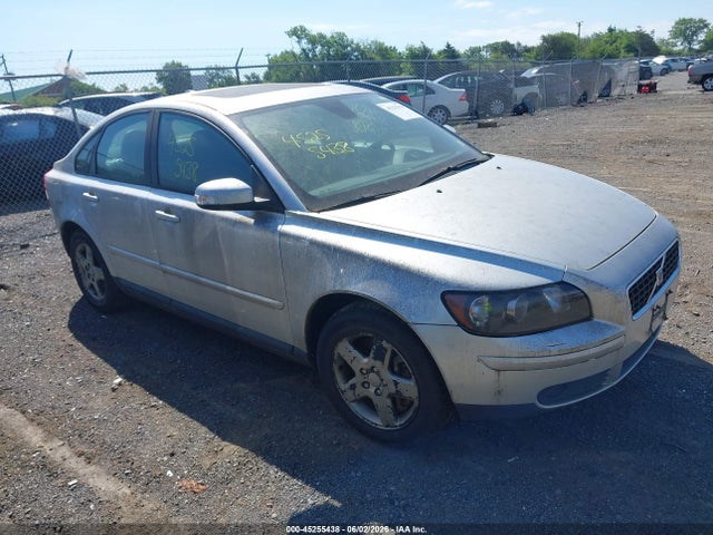 Salvage Volvo S40 Image