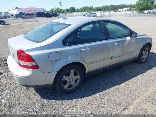 Volvo S40 T5