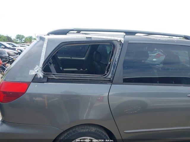 Toyota Sienna Xle
