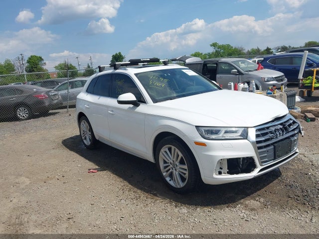 Salvage Audi Q5 Image