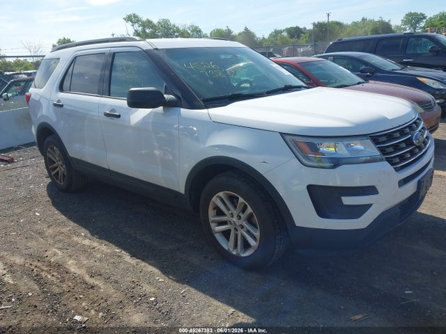 Salvage Ford Explorer Image