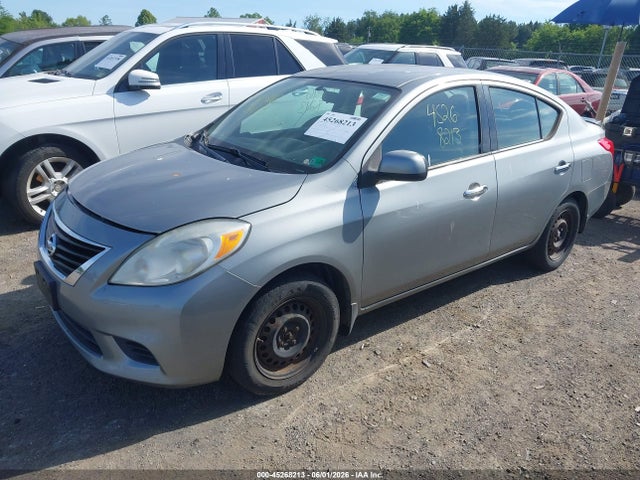 Nissan Versa 1.6 Sv
