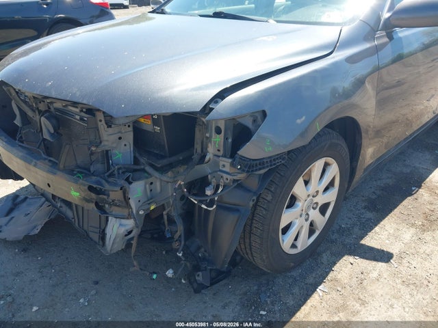 Toyota Camry Xle V6