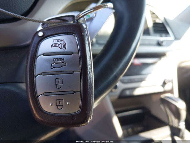 Hyundai ELANTRA Limited