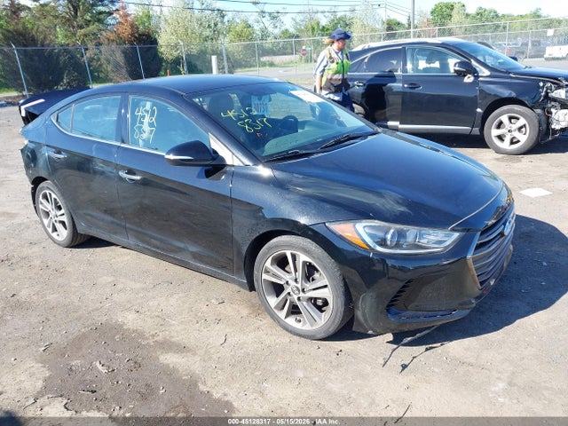 Salvage Hyundai ELANTRA Image